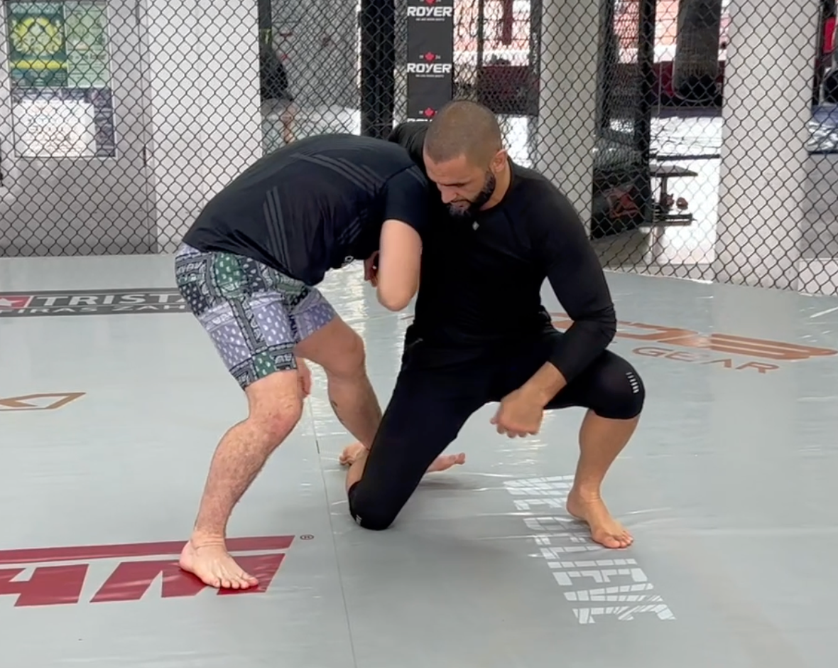 Advanced Basics Vol. 27 | Front Headlock Attacks Made Easy – Juji Club