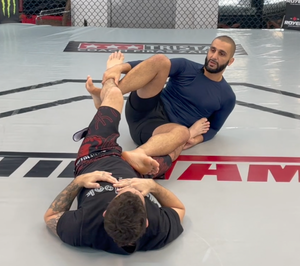Cutting Edge De La Riva Attacks | New Release